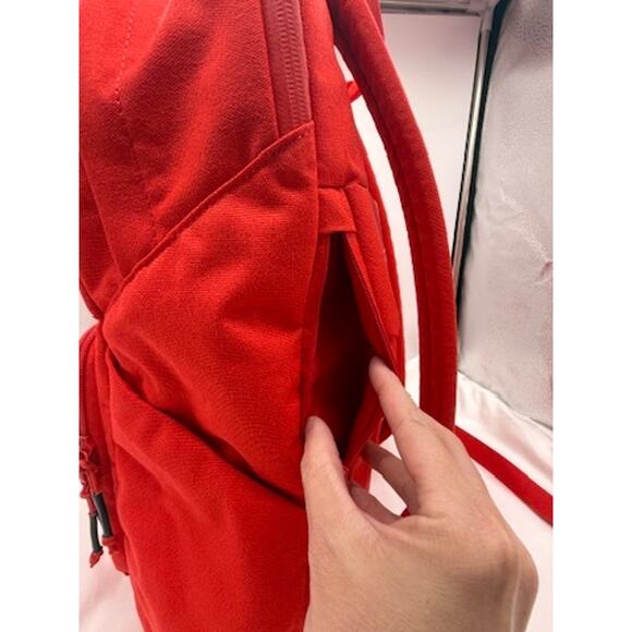 Brevitē The Backpack Red Minimalist Everyday Travel Laptop Bag - Picture 9 of 16